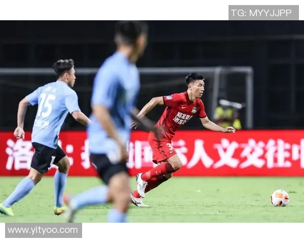 大连足球明星H姓的辉煌历程与对中国足球的深远影响